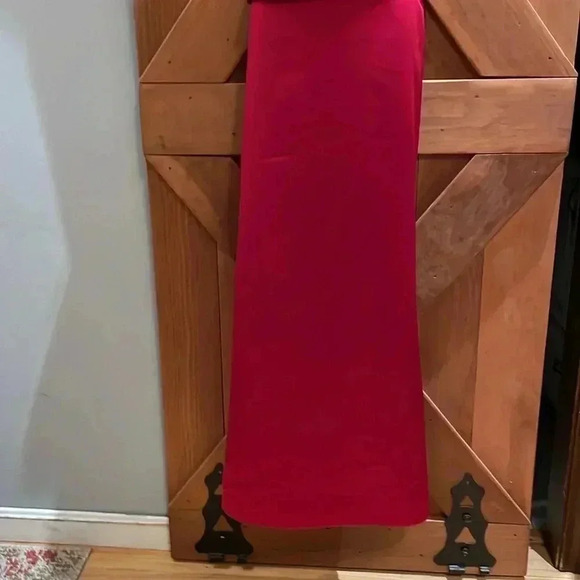 David’s Bridal-Cherry Red 2 pc - Picture 3 of 9